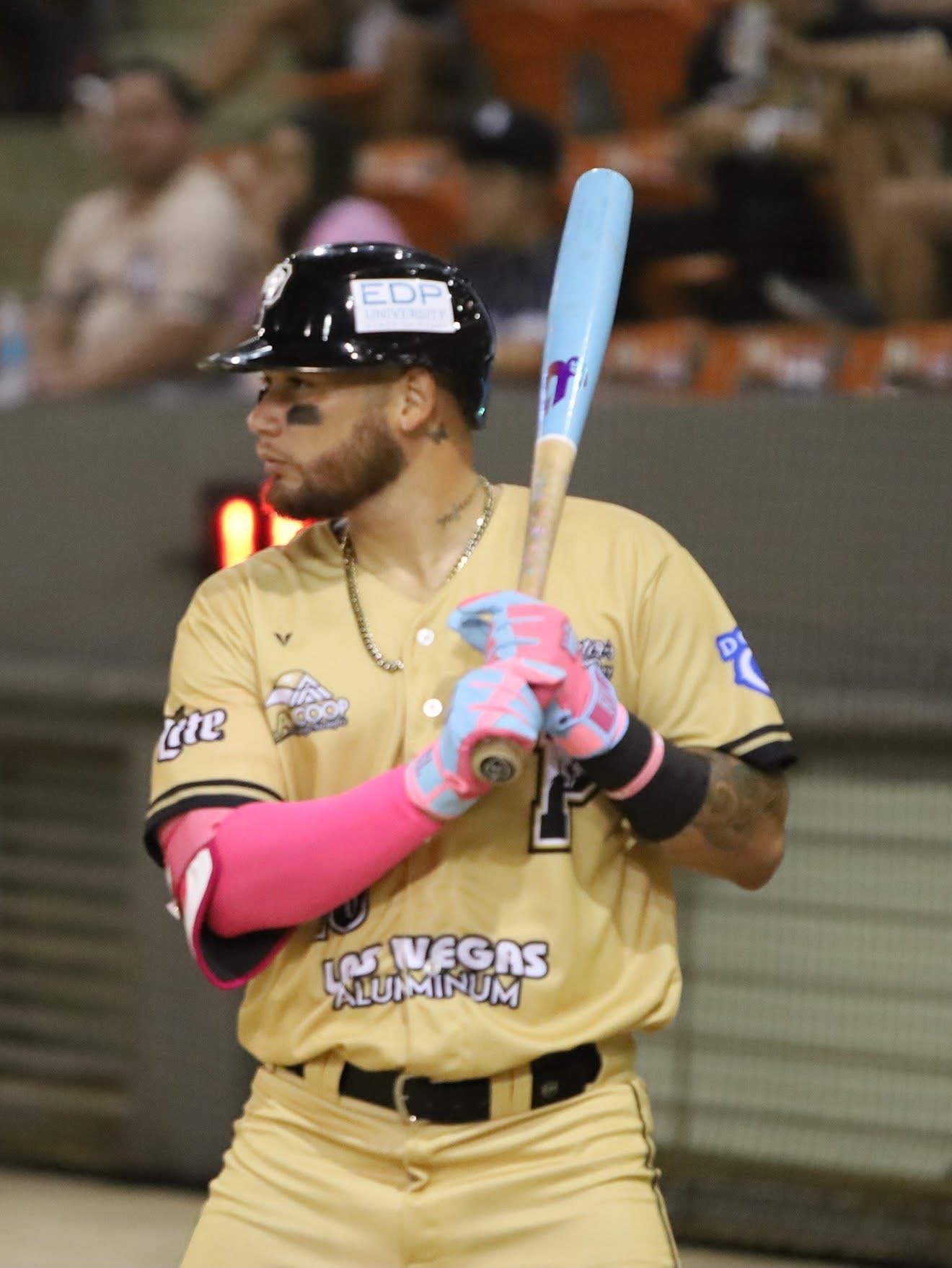 Royal Lock Elbow Guard - Deep Pink/White - Elite Leather - Image 5